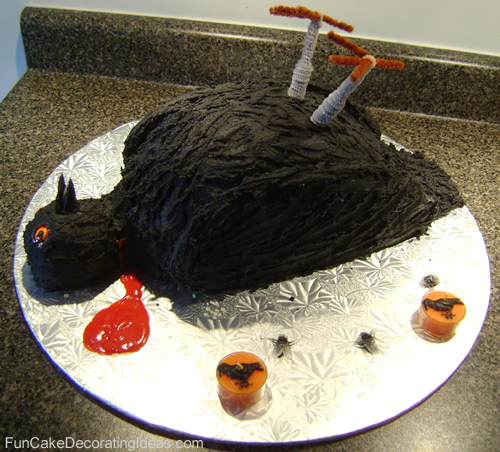 Fun Cake Decorating Ideas - Holiday Cakes - Halloween Bird Cake